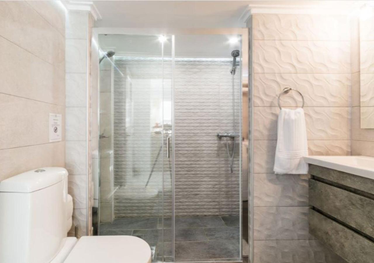 Socrates By Heloni Apartments Athènes Extérieur photo