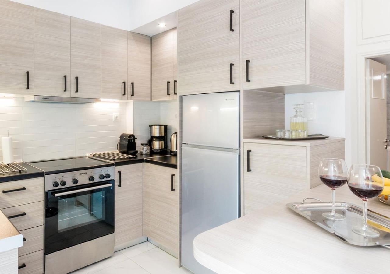 Socrates By Heloni Apartments Athènes Extérieur photo