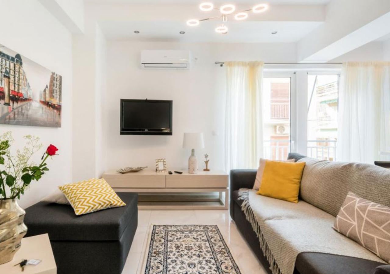Socrates By Heloni Apartments Athènes Extérieur photo